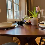 Designer-apartment - Top-lage - Fuggerei Daire *